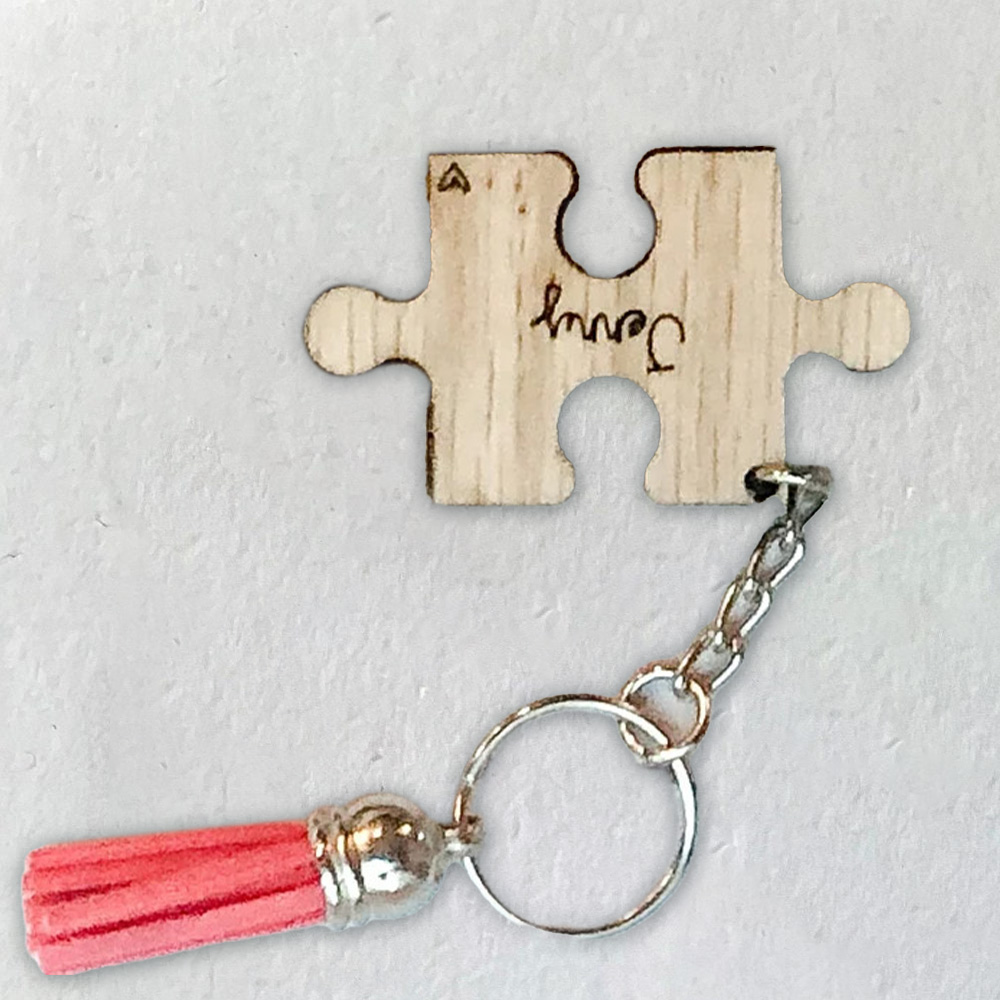 Aangepaste sleutelhanger - gep - Woodworking Game recensie en prijs